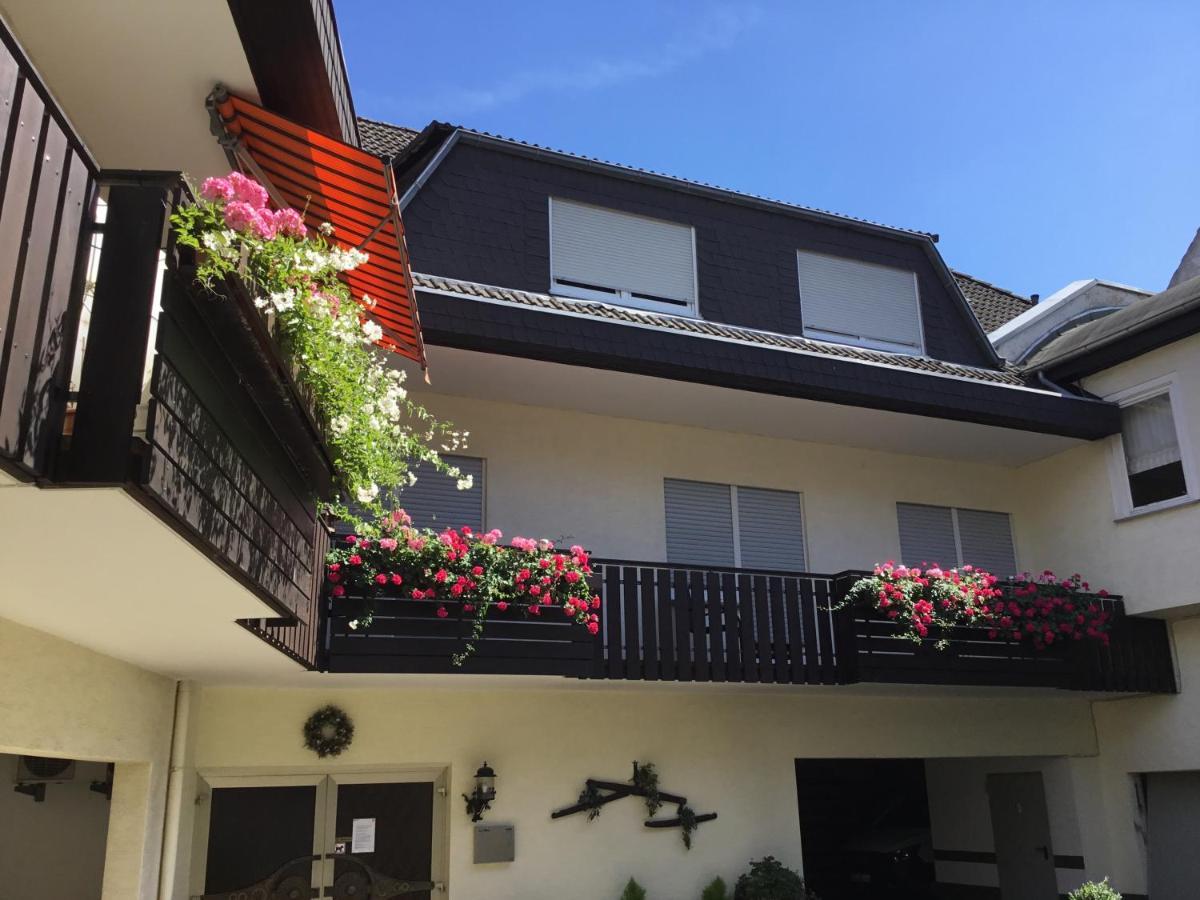 Hotel Zum Adler Nidderau Luaran gambar